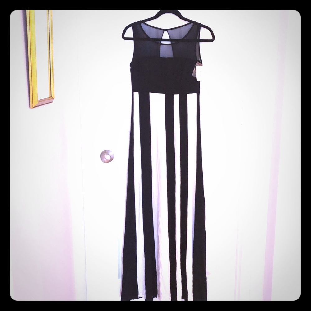 NWT Black ECI Stretchy Maxi Dress